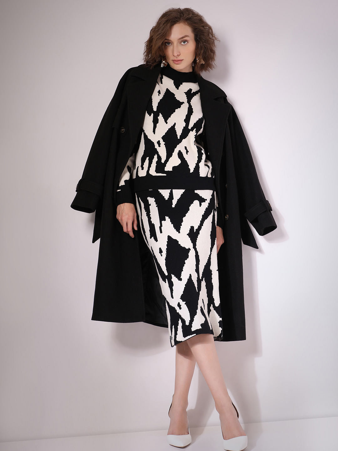 Monochrome High Rise Co-Ord Set Skirt