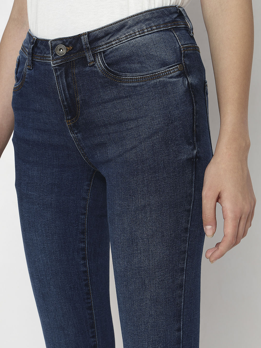 Blue Mid Rise Wendy Skinny Fit Jeans