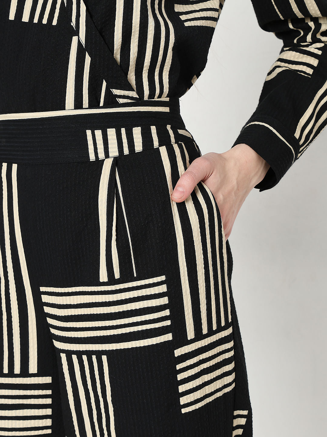 Black High Rise Printed Co-Ord Set Pants