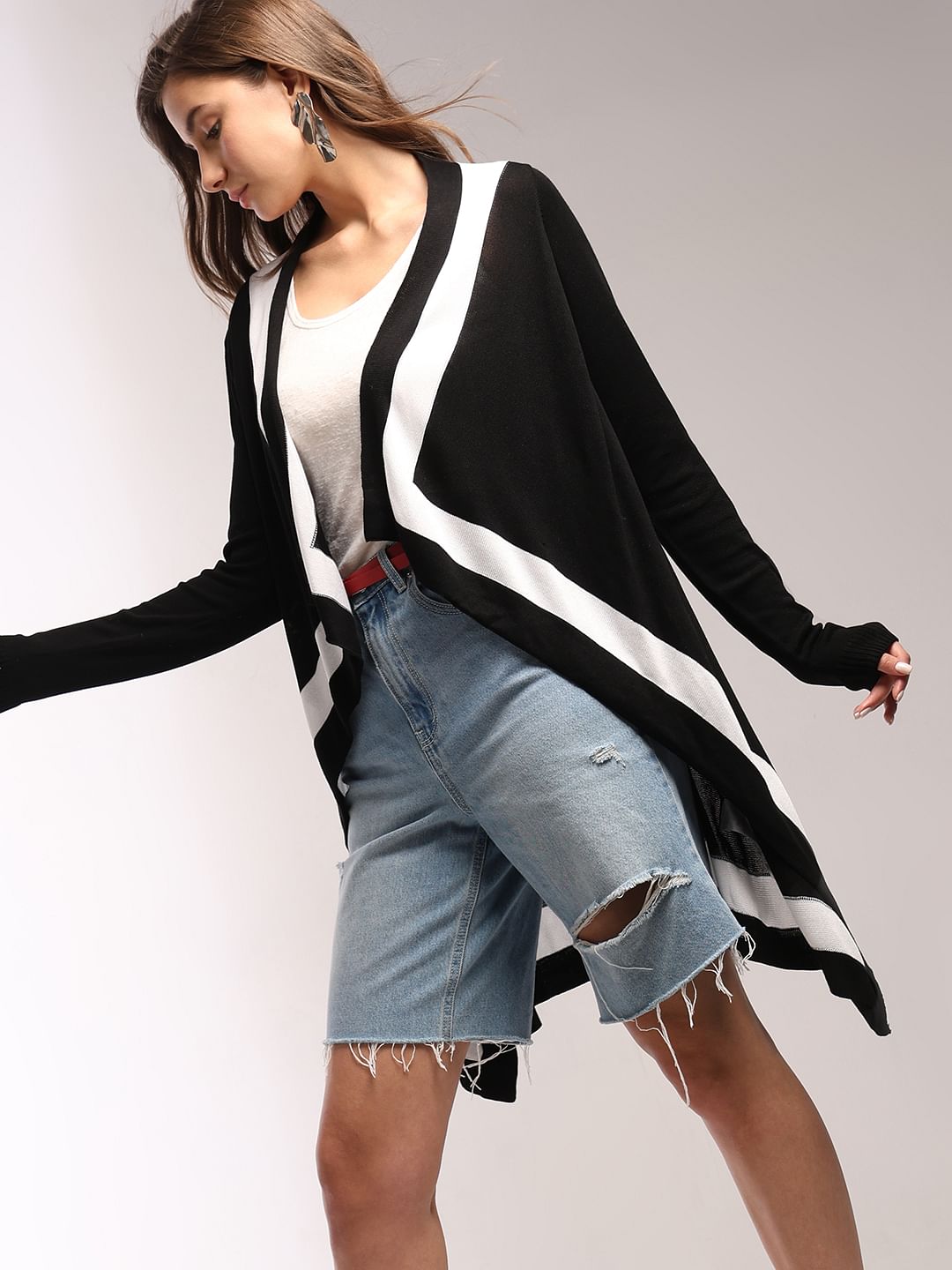 Monochrome Long Shrug