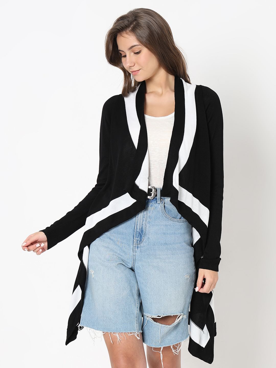 Monochrome Long Shrug