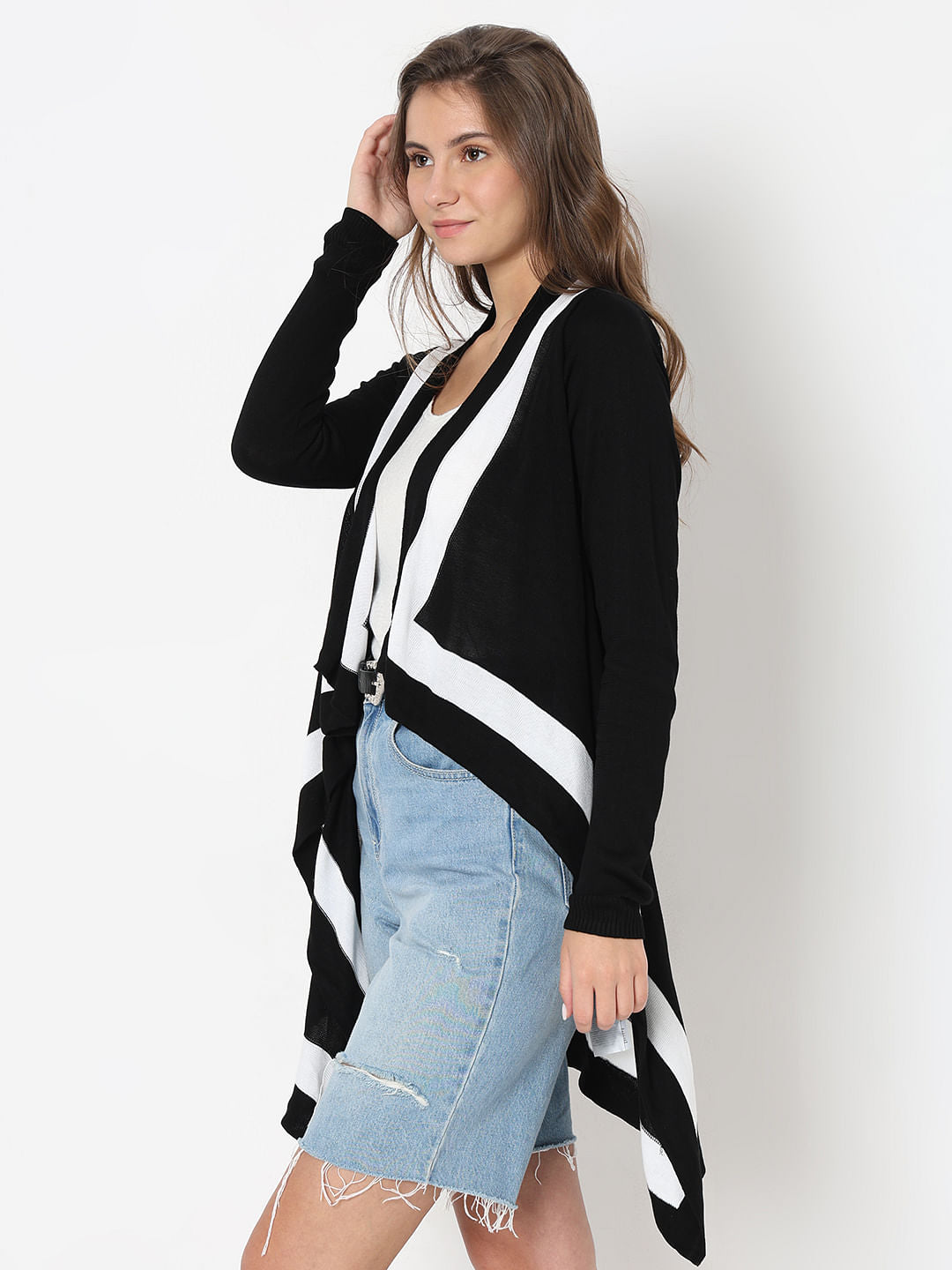 Monochrome Long Shrug