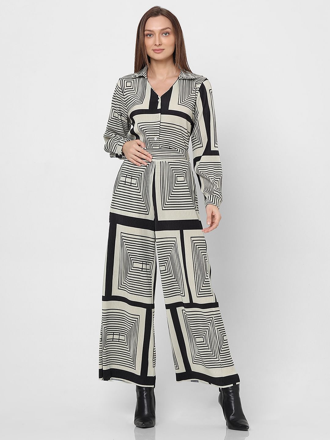 Monochrome High Rise Pleated Printed Pants