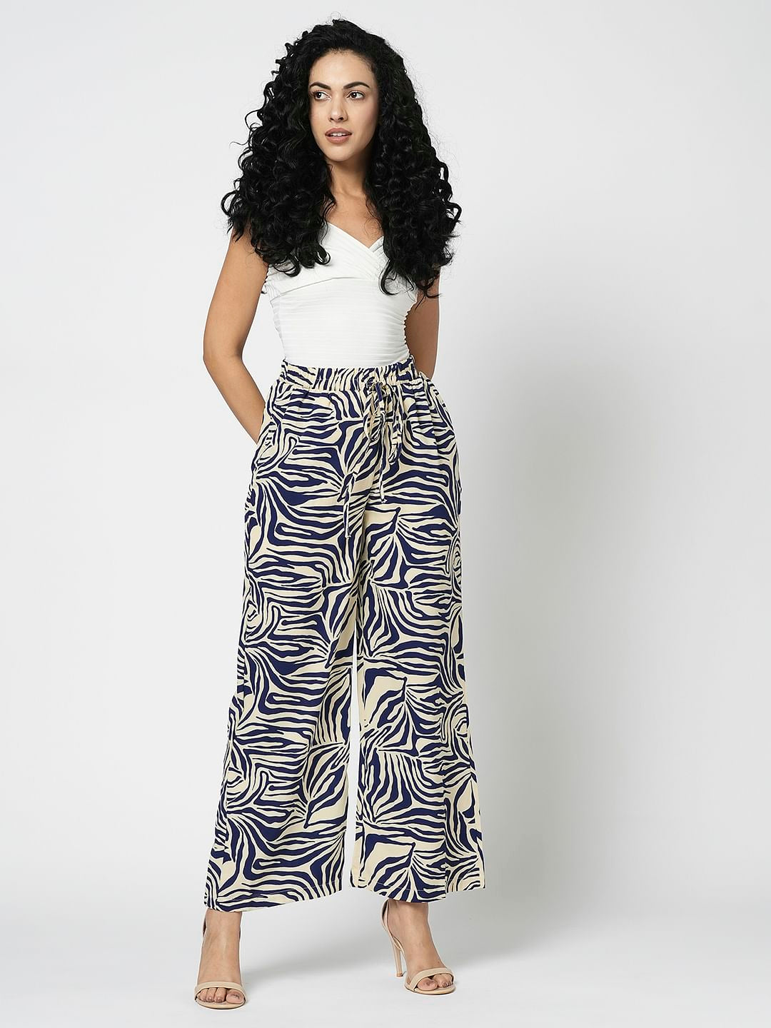 I.Scenery By Vero Moda Off-White High Rise Printed Pants