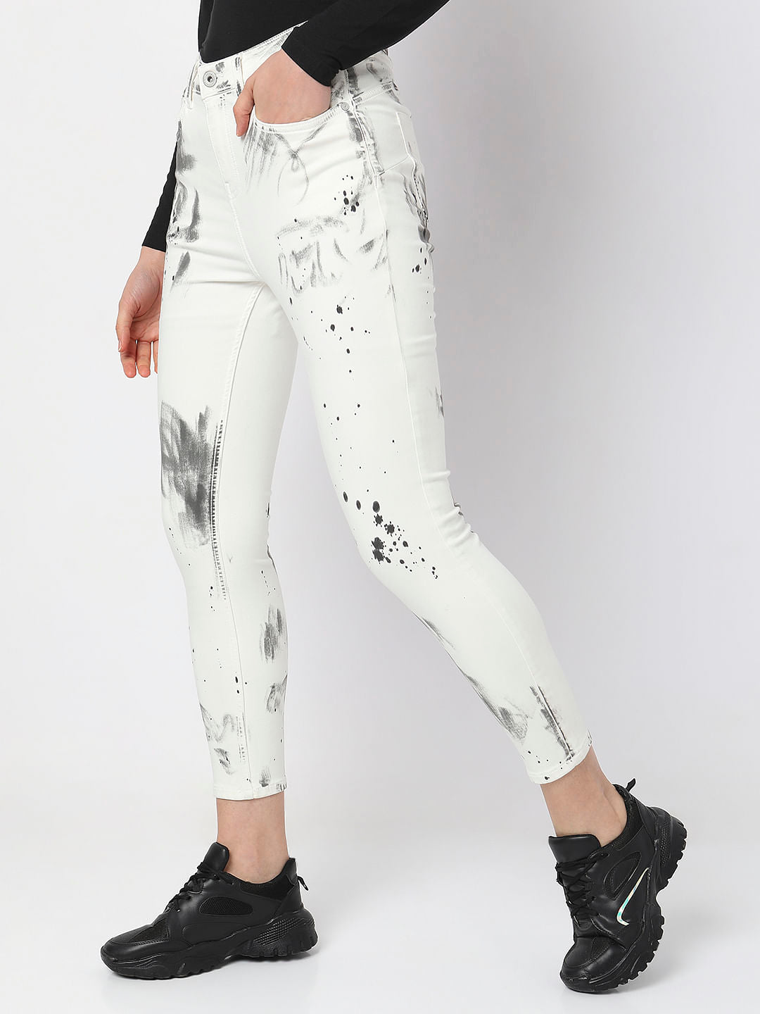 White High Rise Push-Up Wendy Skinny Jeans