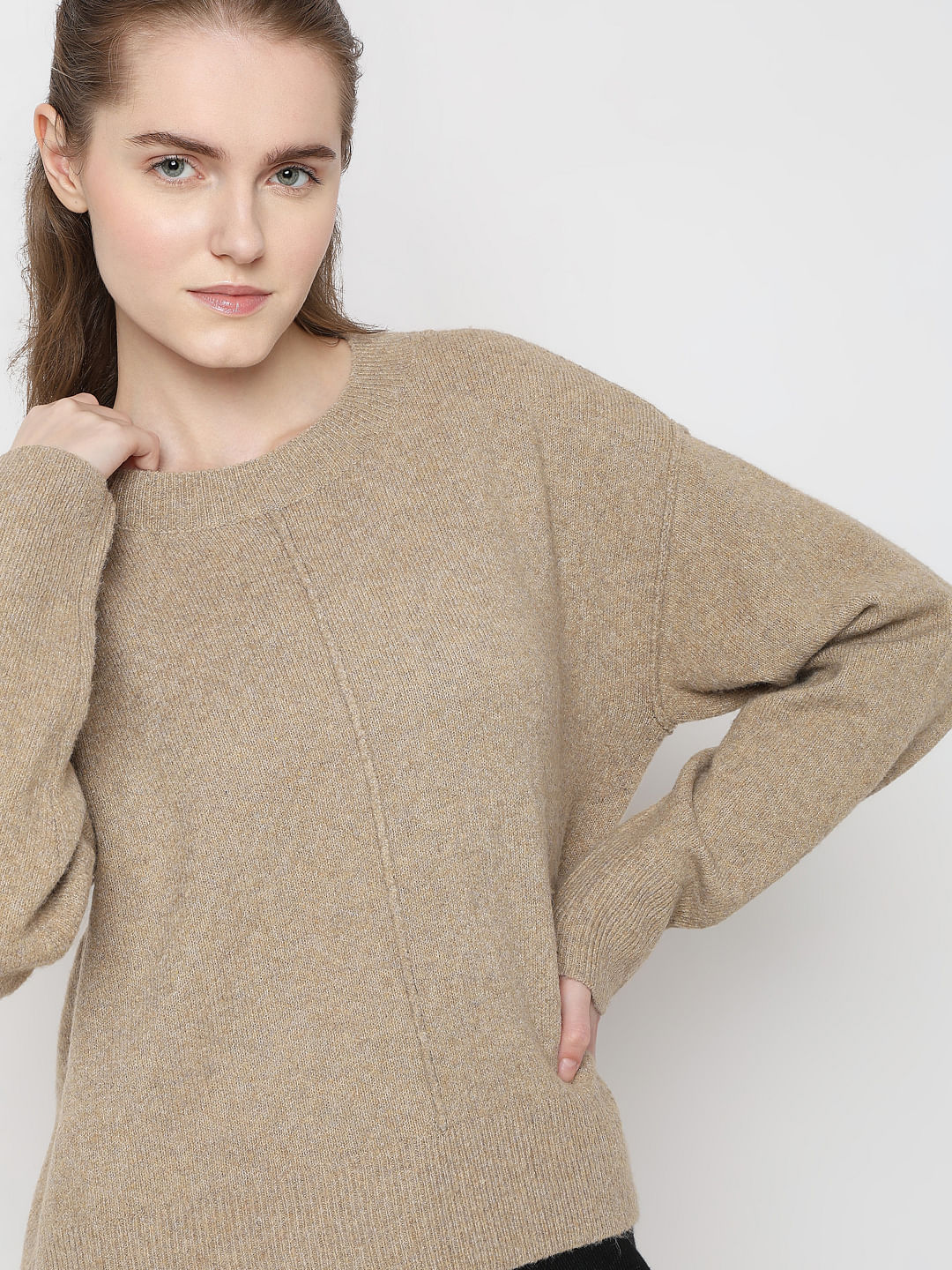 Brown Round-Neck Pullover