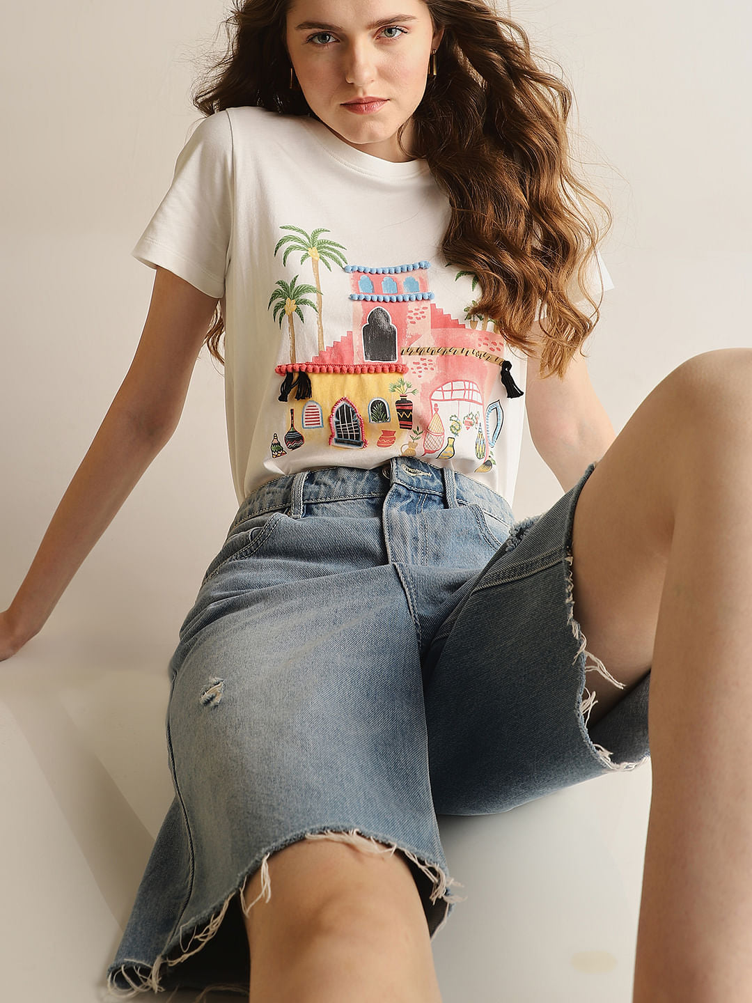 White Graphic Print T-Shirt