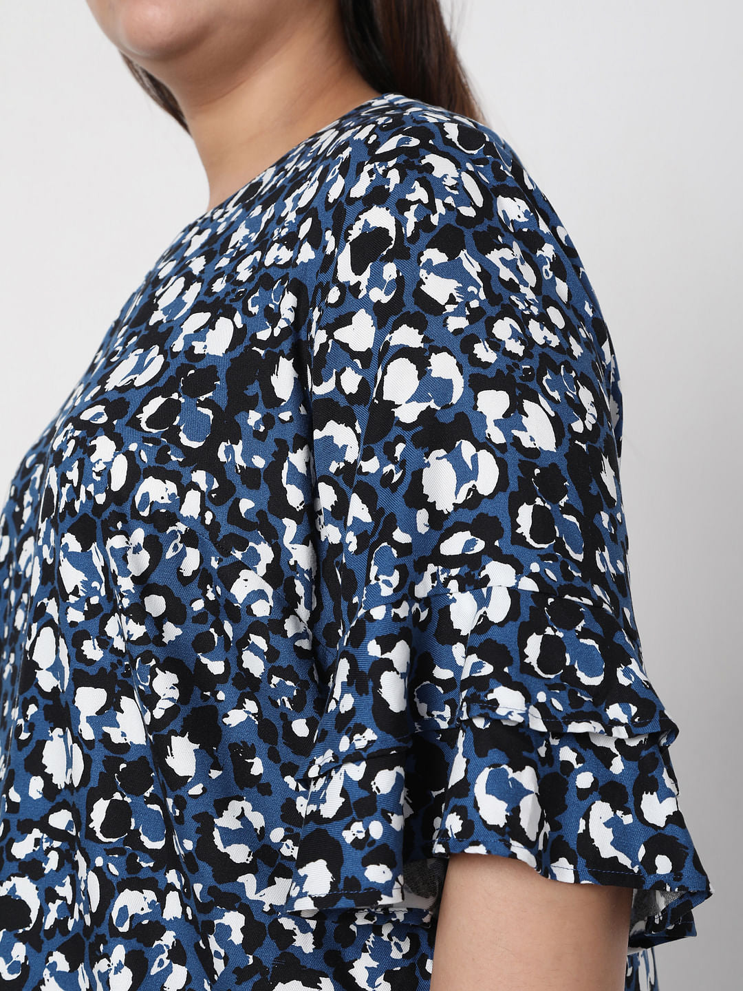 Curve Blue Abstract Print Top