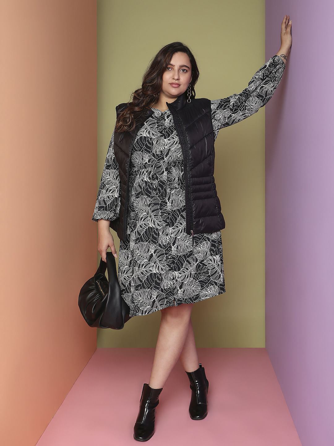 Curve Black Sleeveless Puffer Jacket