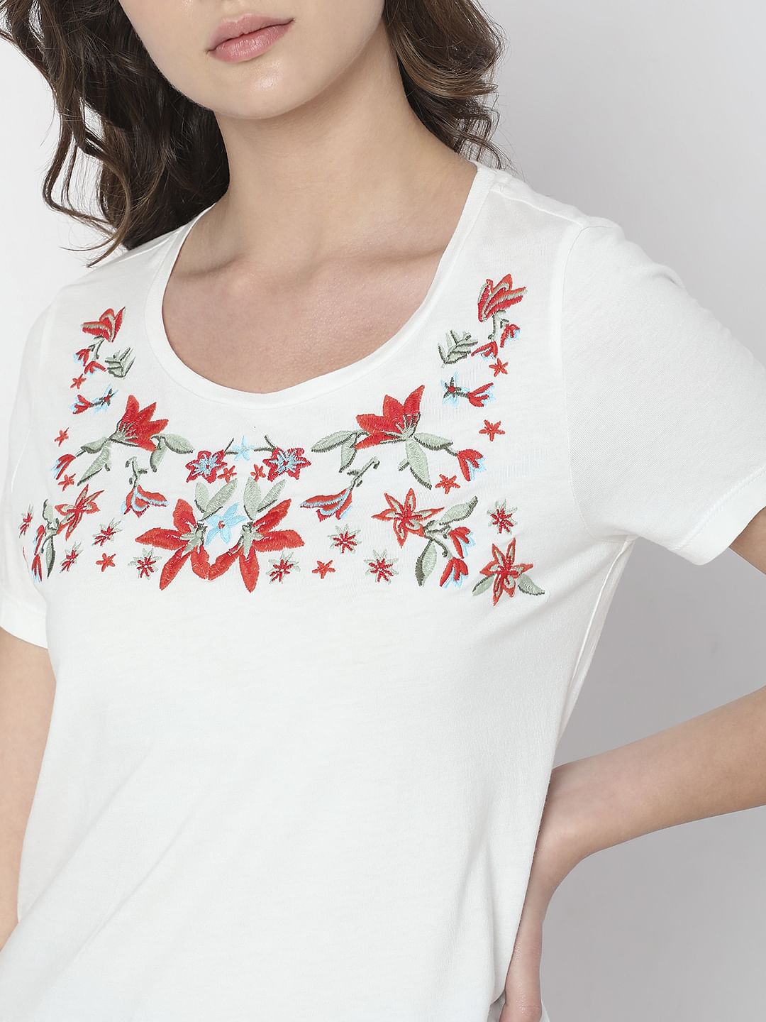 White Floral Print T-Shirt
