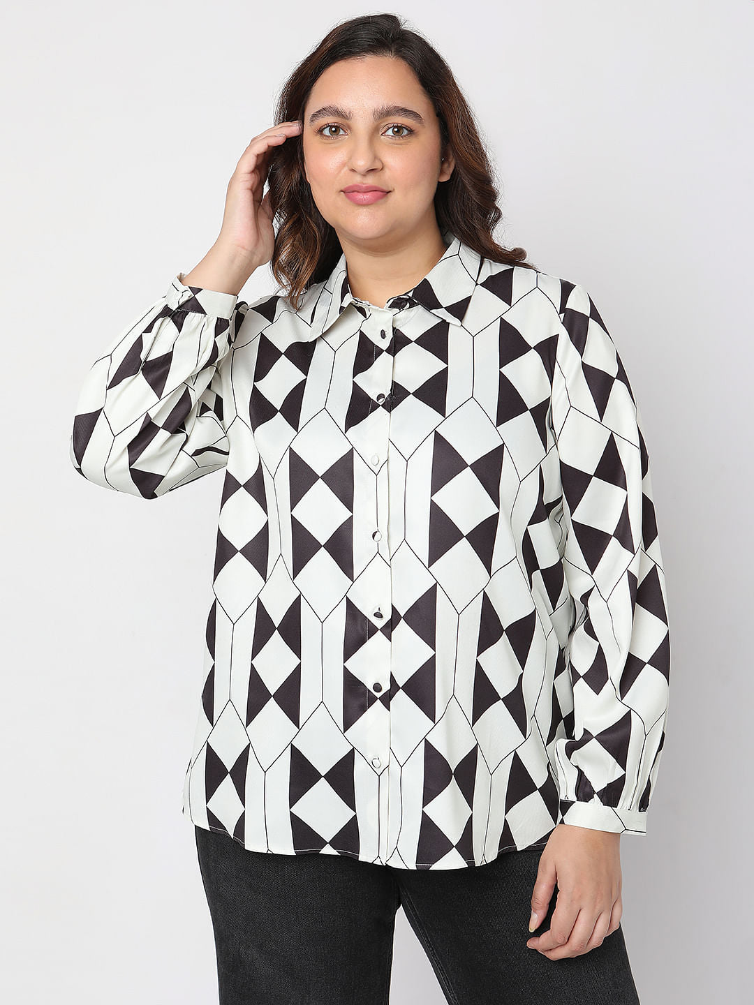 Curve Black & White Printed Shirt