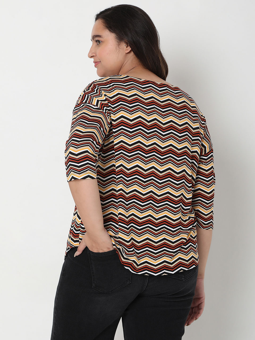 Curve Brown Zig-Zag Print Top