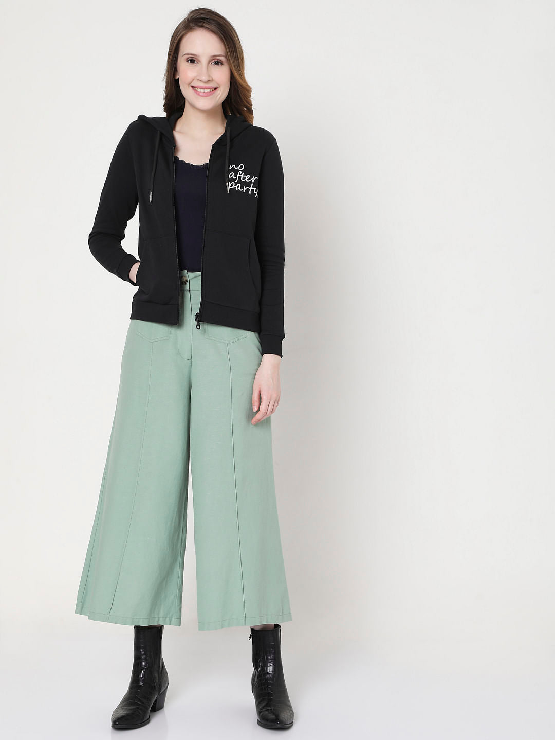 Black Slogan Print Sweatshirt