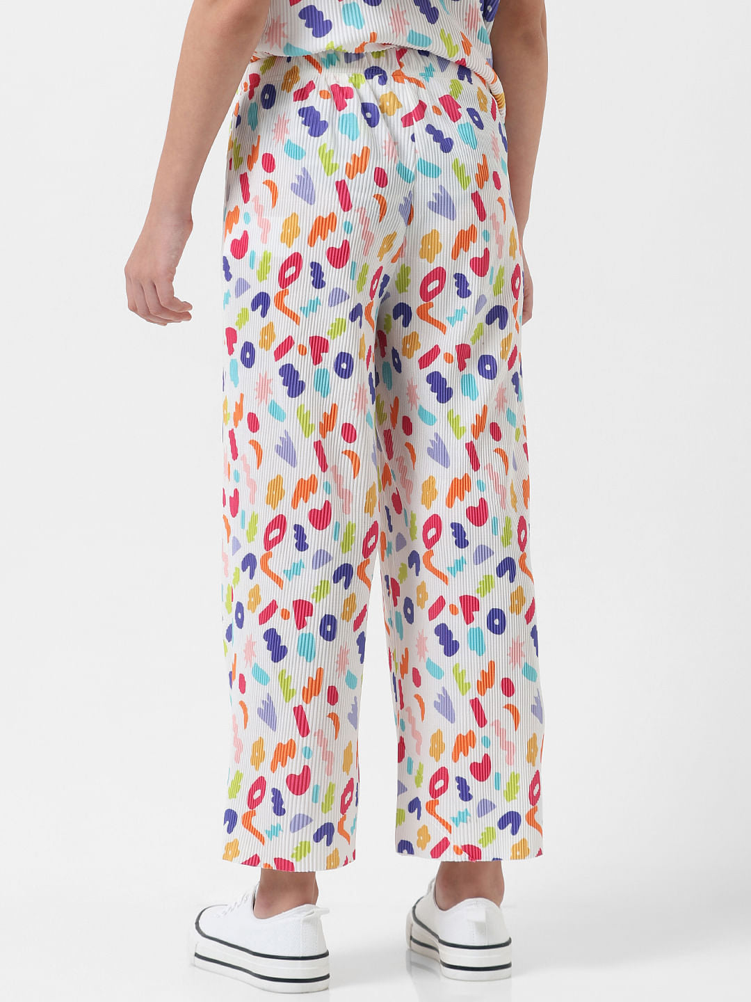 Girl White Mid Rise Pleated Pants