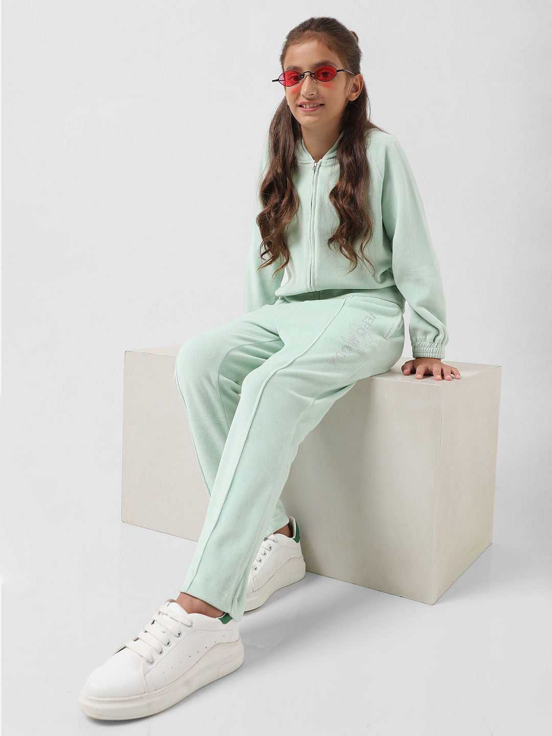 Girl Mint Mid Rise Velour Sweatpants