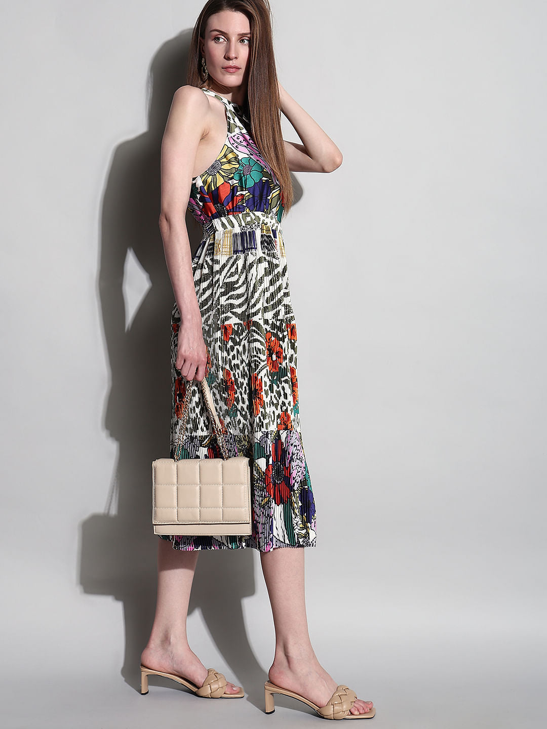vero moda green floral dress NWT Vero Moda Rayon Green Black Floral V-Neck Long Maxi Tank Slip Dress Small