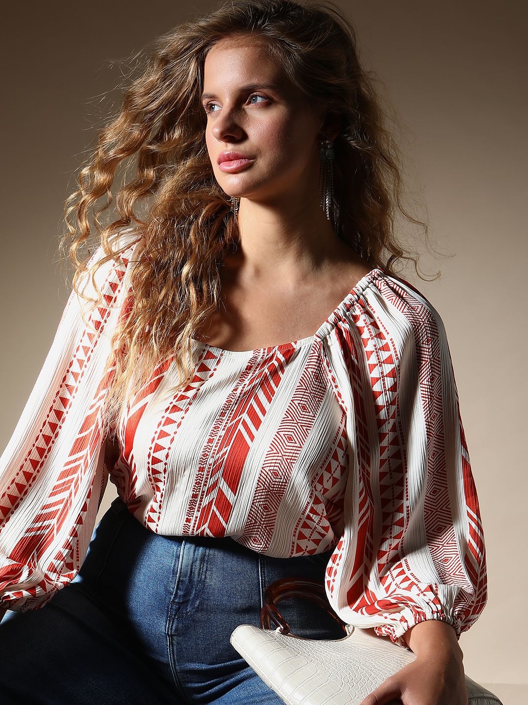 Curve Red Geometric Print Top