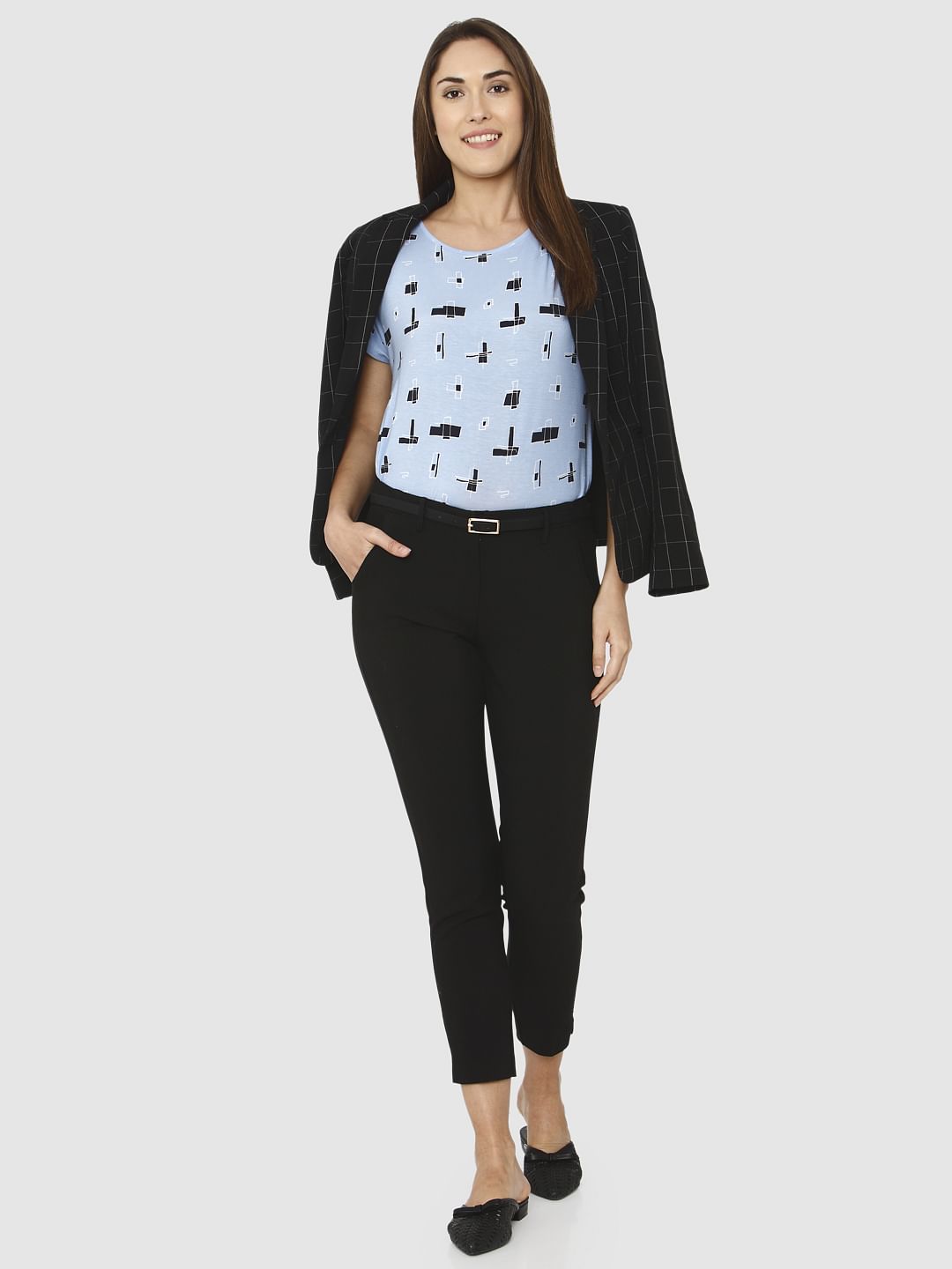 Black Mid Rise Ankle Length Slim Fit Pants