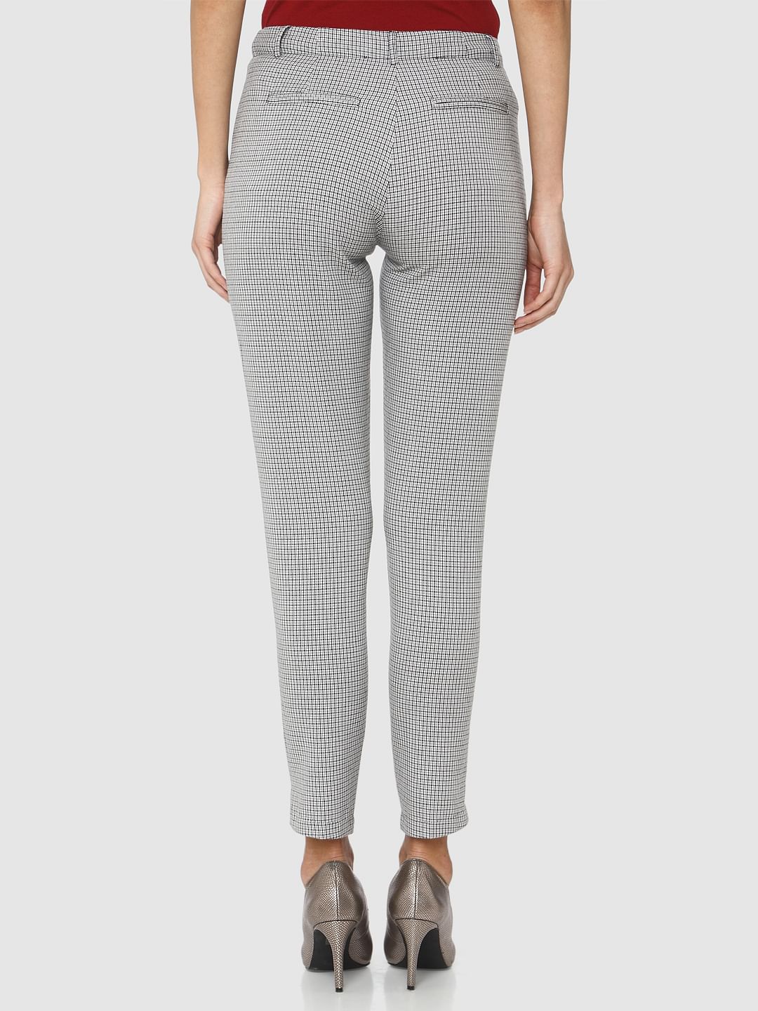 Grey Mid Rise Checks Ankle Length Slim Fit Pants