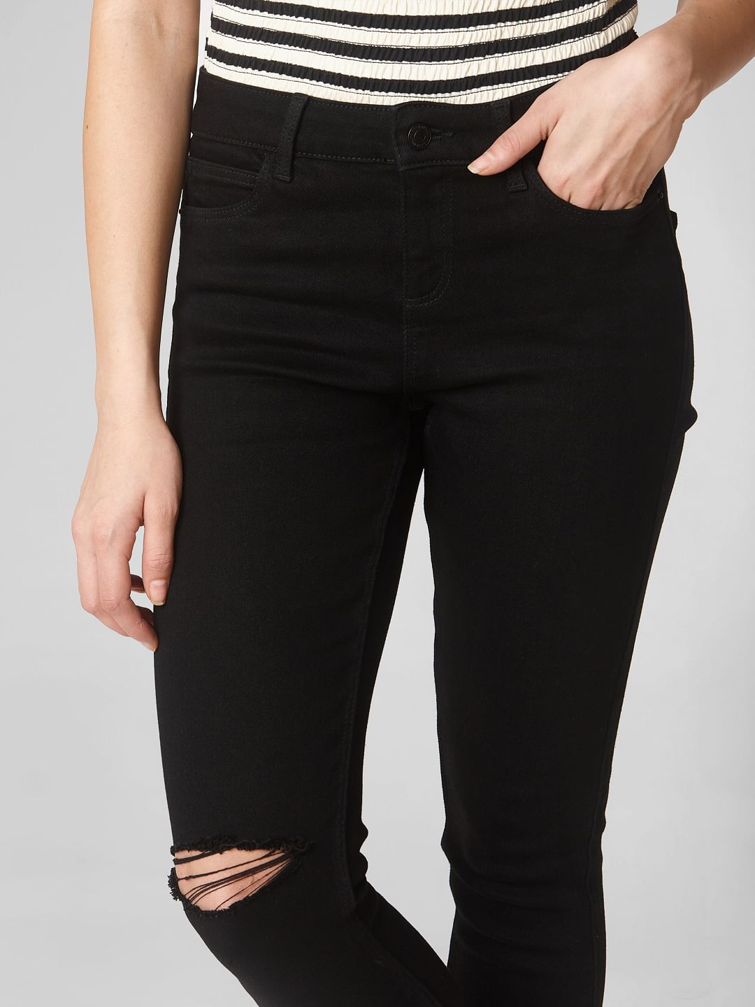 Black Mid Rise Knee Slit Skinny Fit Jeans