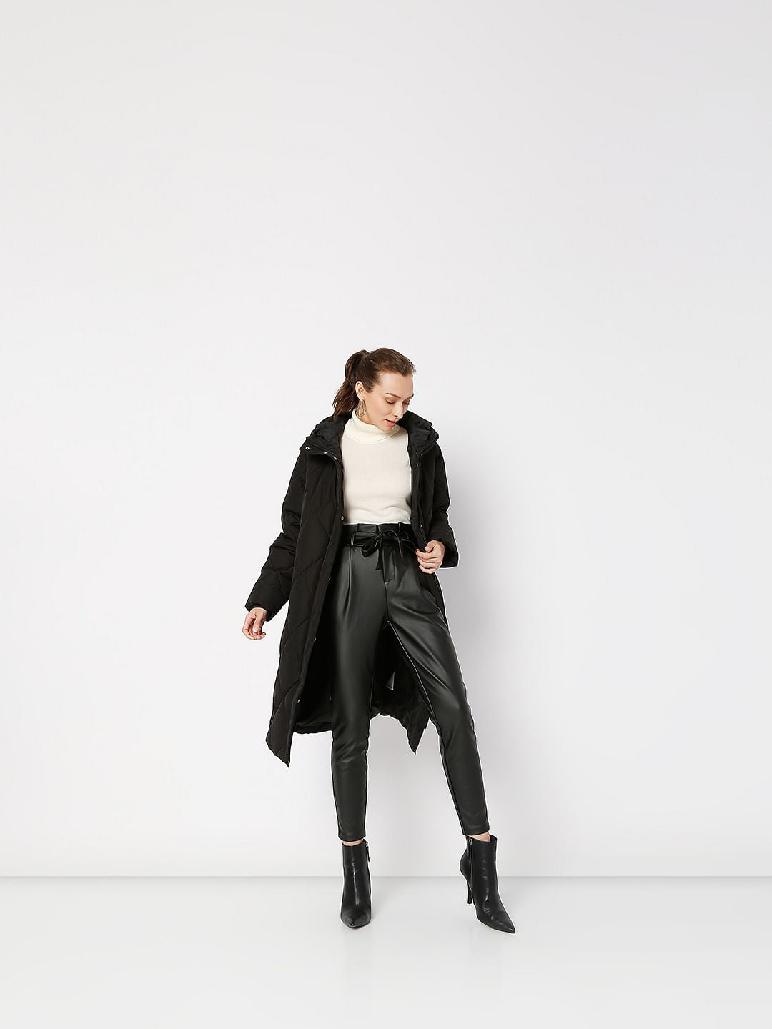 Black Mid Rise Paperbag Pants