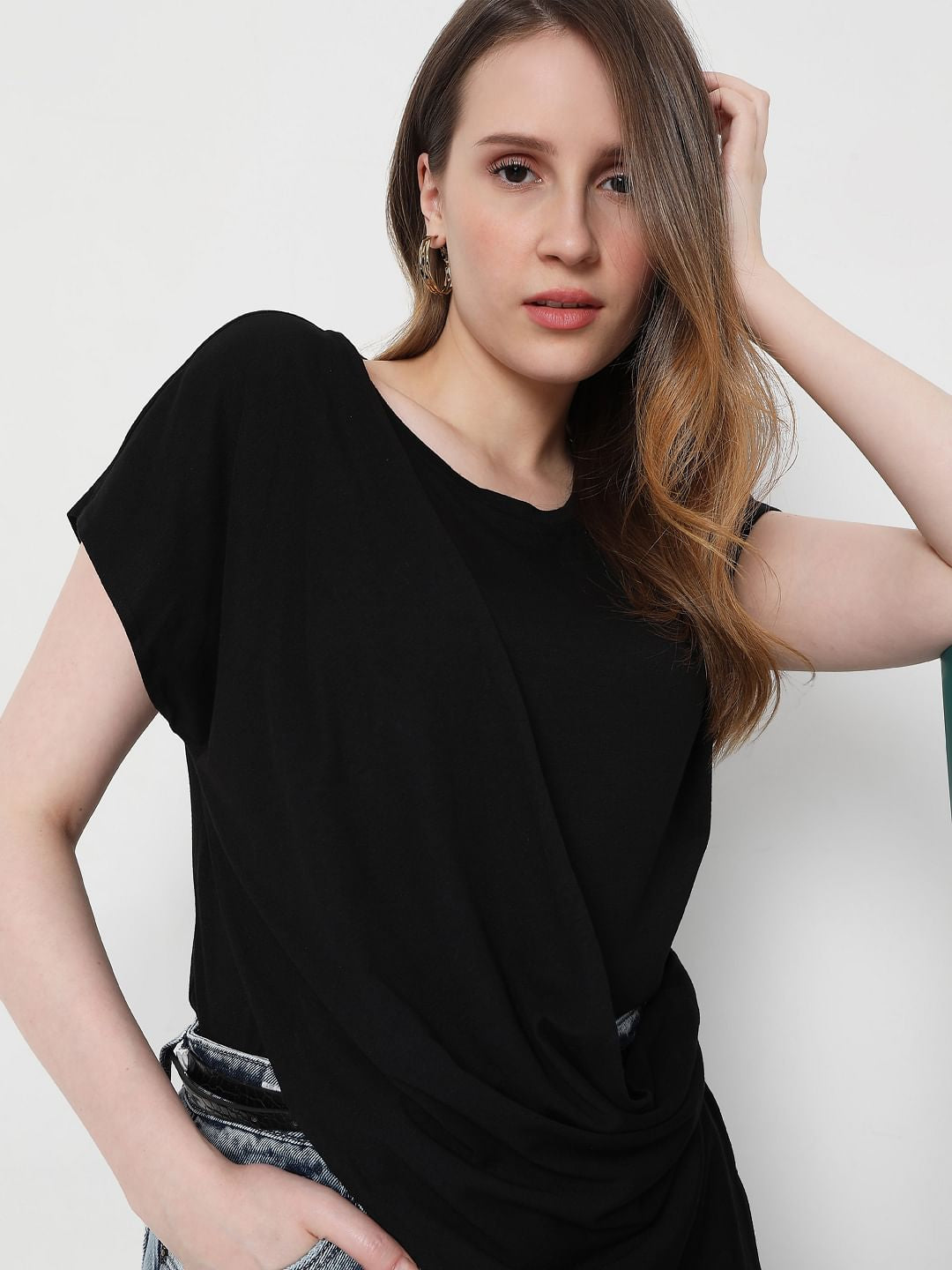 Black Asymmetric Top