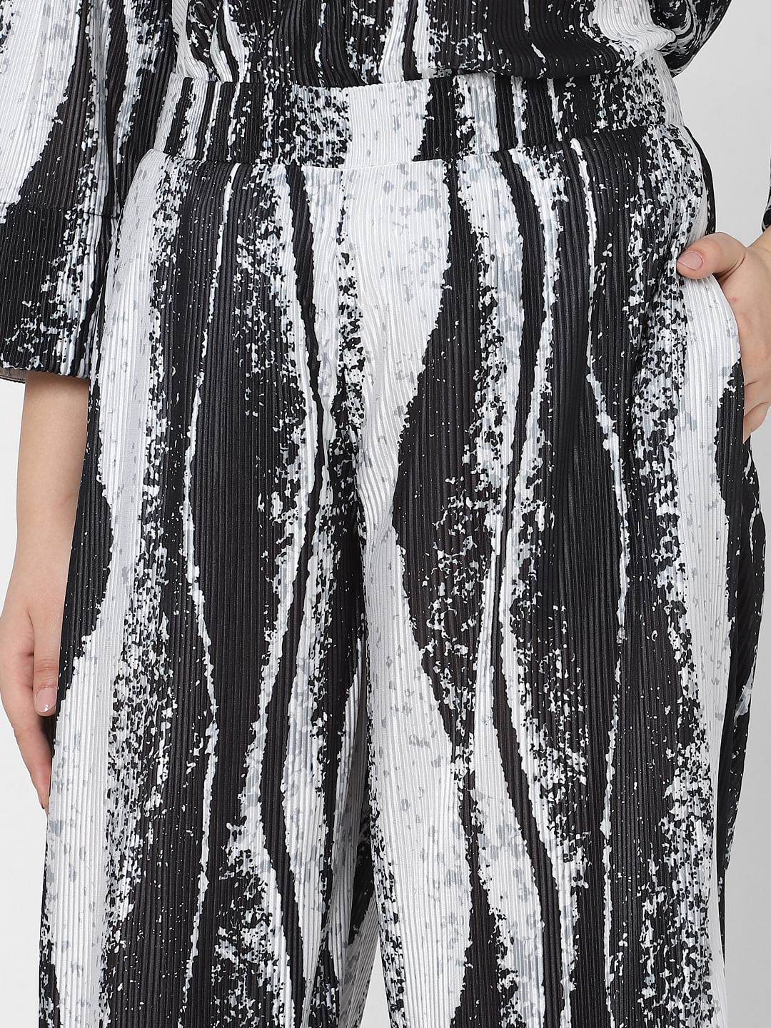 Curve Black Printed Pleated Co-Ord Set Pants