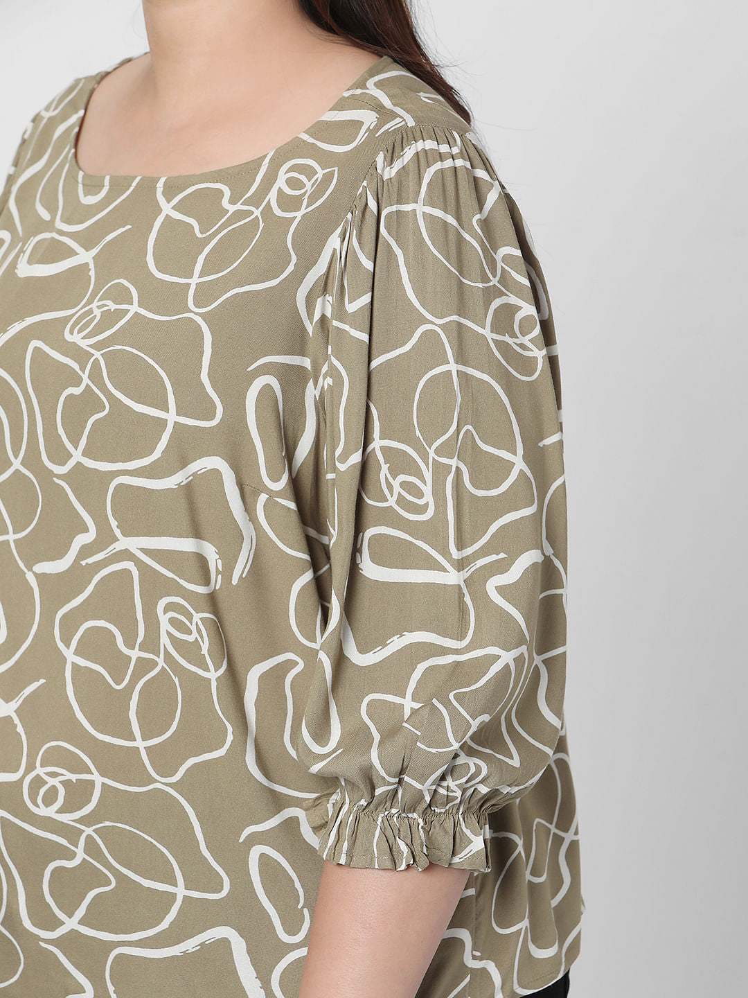 Curve Green Abstract Print Top