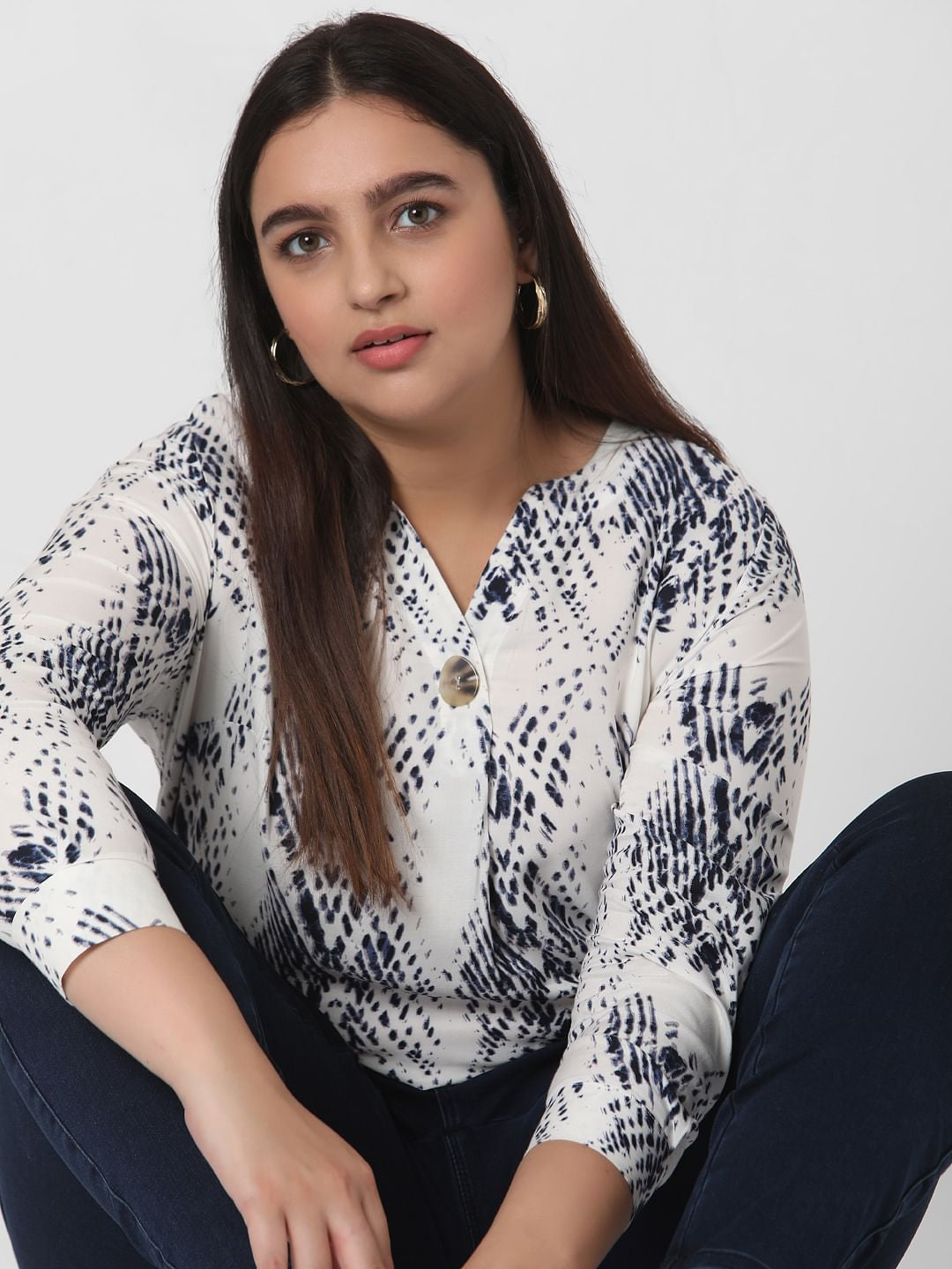 Curve White Abstract Print Top