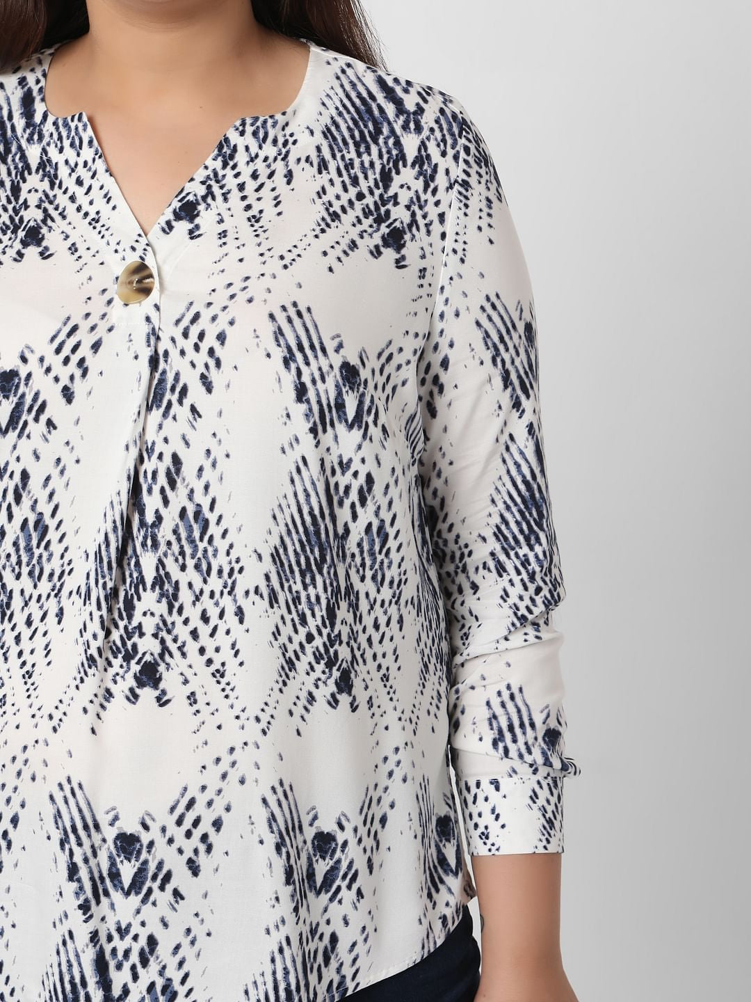 Curve White Abstract Print Top