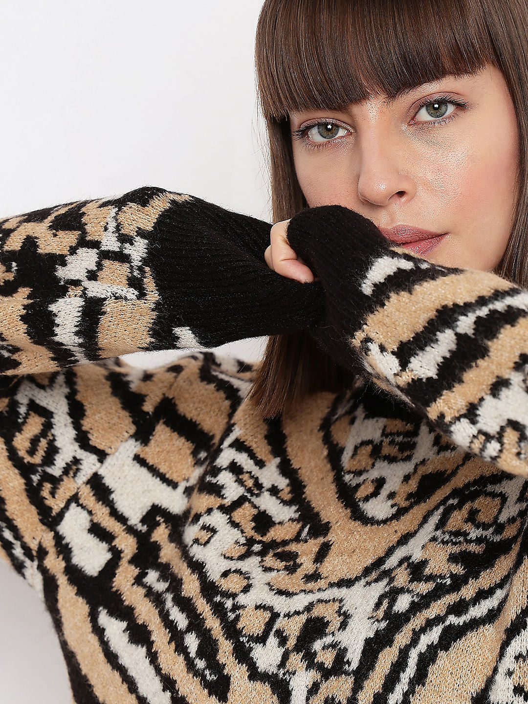 Black & Beige Printed Pullover