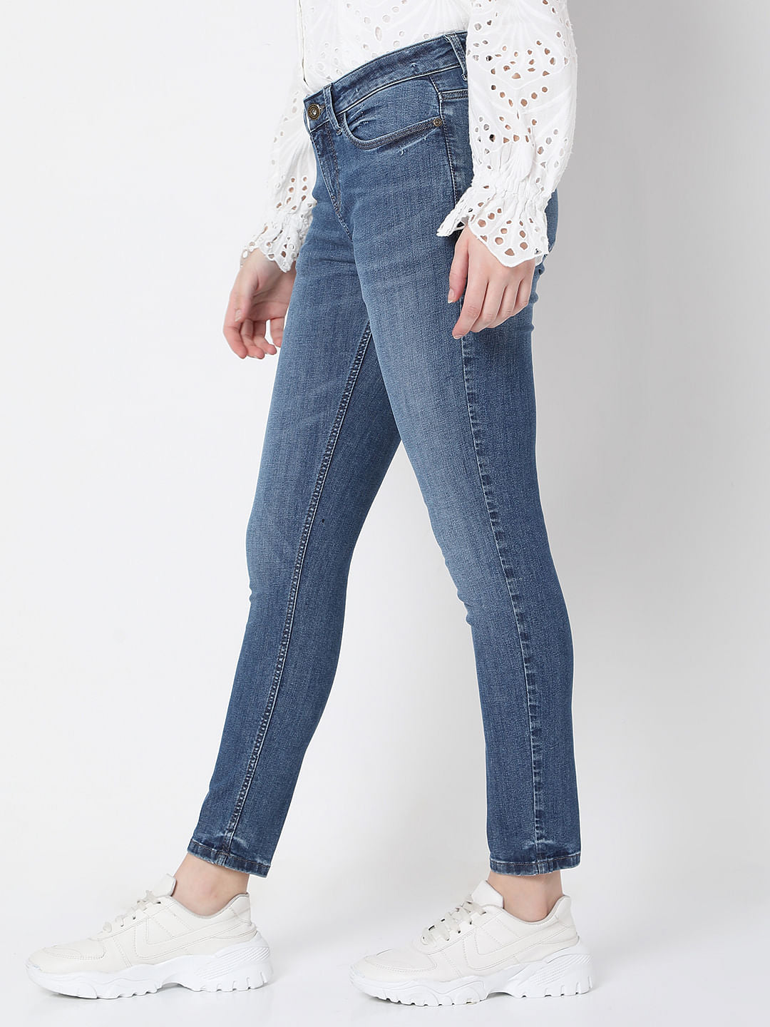 Blue Mid Rise Wendy Skinny Fit Jeans