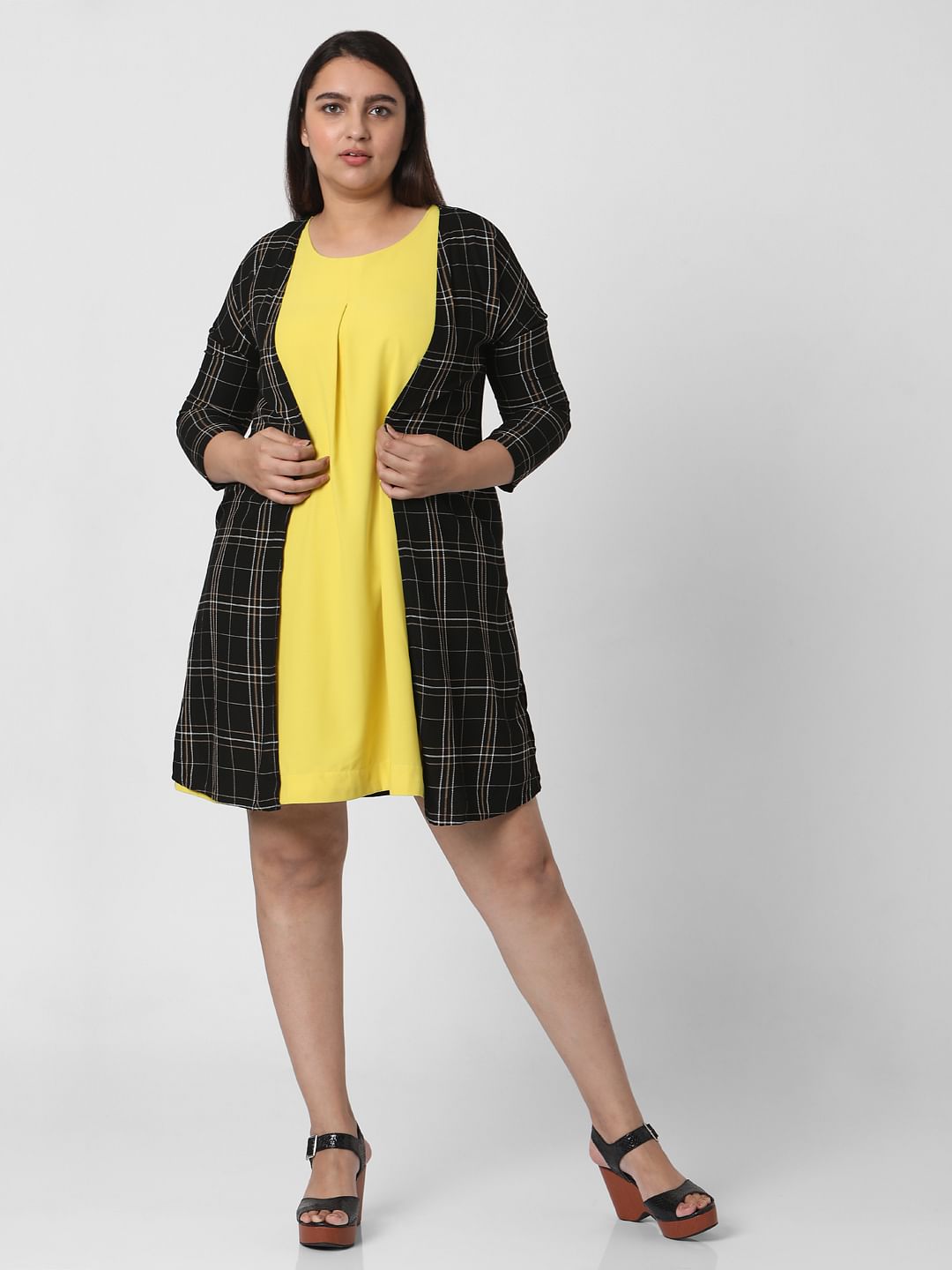 Curve Black Check Shrug