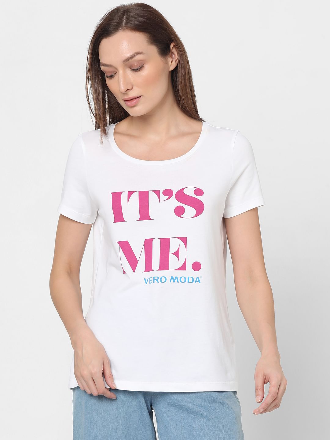 White It'S Me Text T-Shirt
