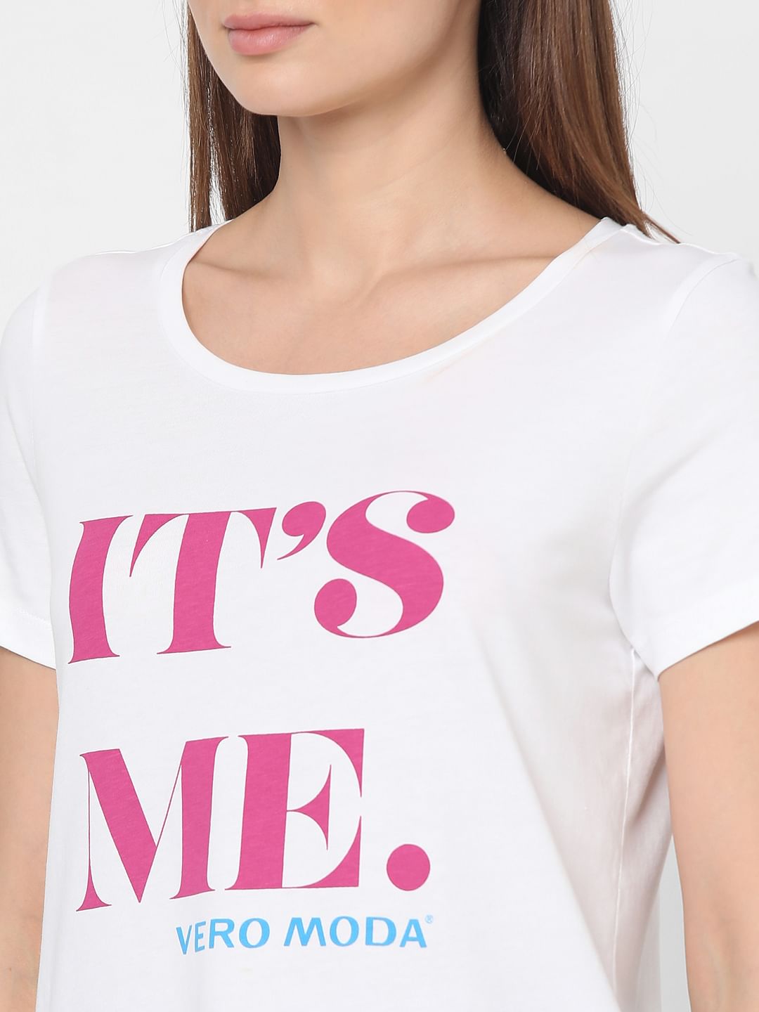 White It'S Me Text T-Shirt