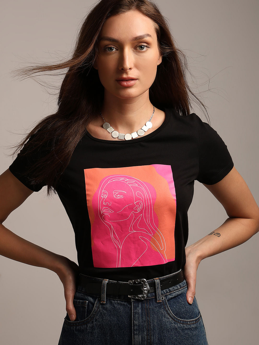 Black Graphic Print T-Shirt