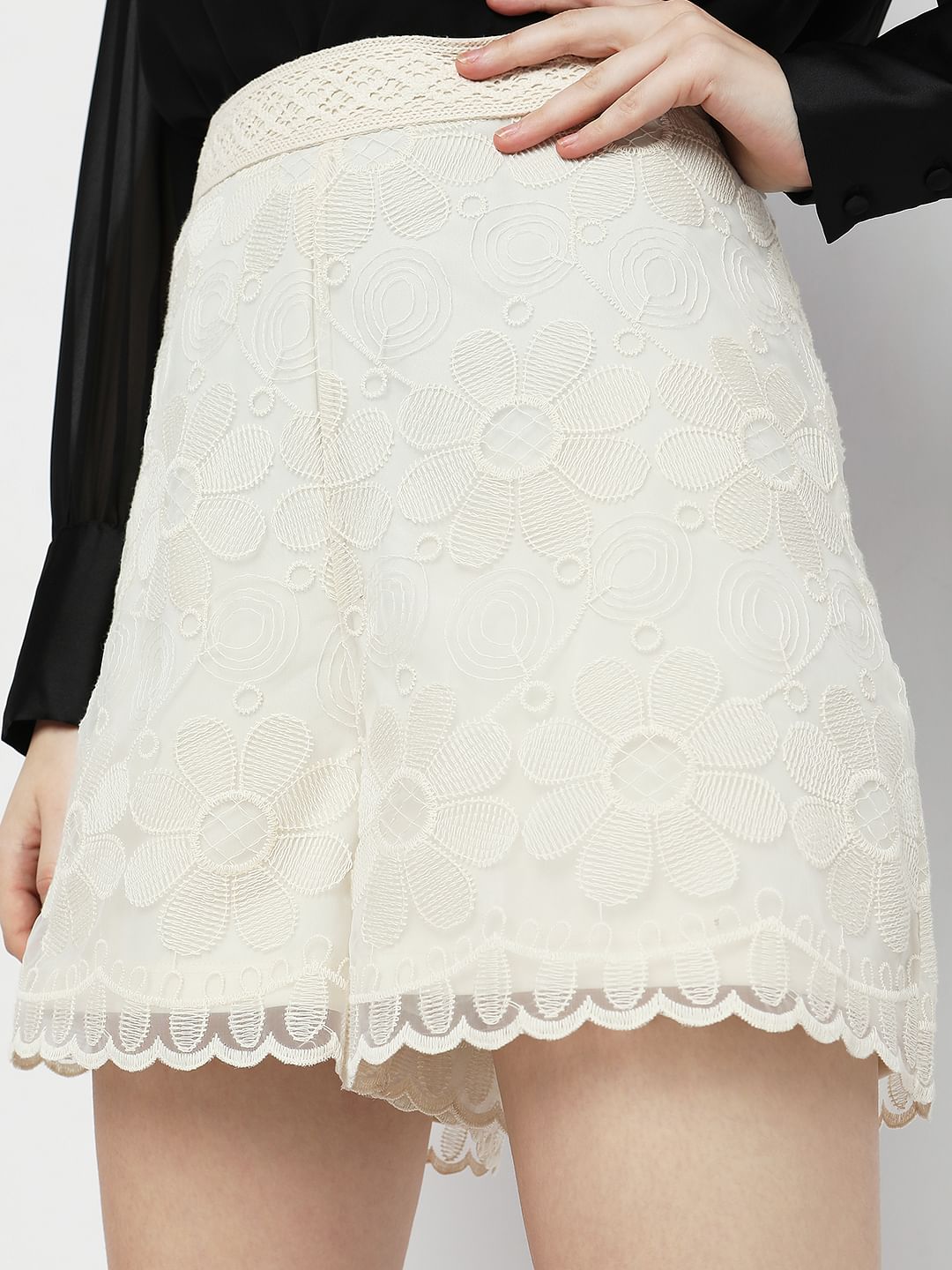 Off-White Embroidered Co-Ord Set Shorts