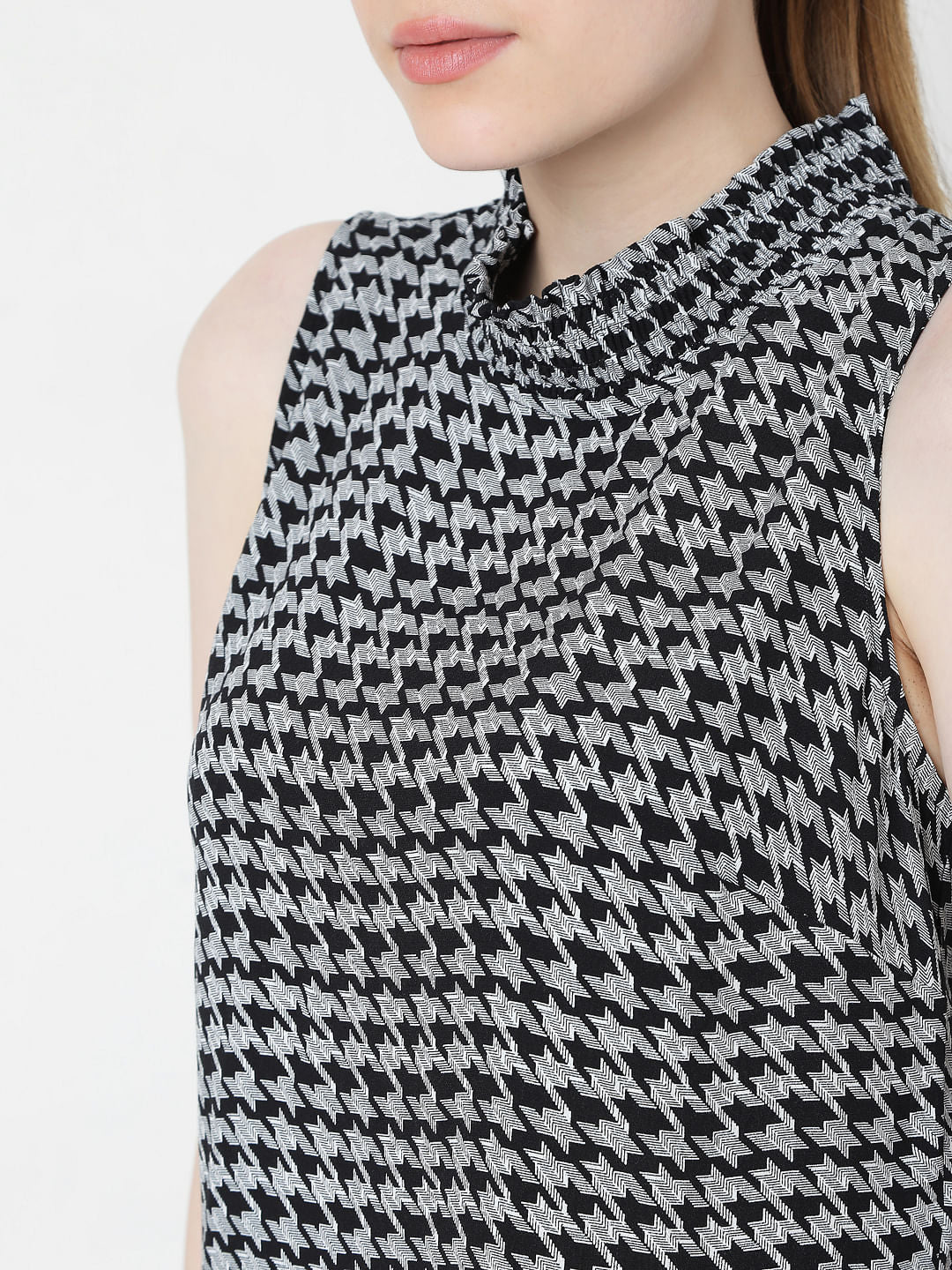 Grey Houndstooth Print Top