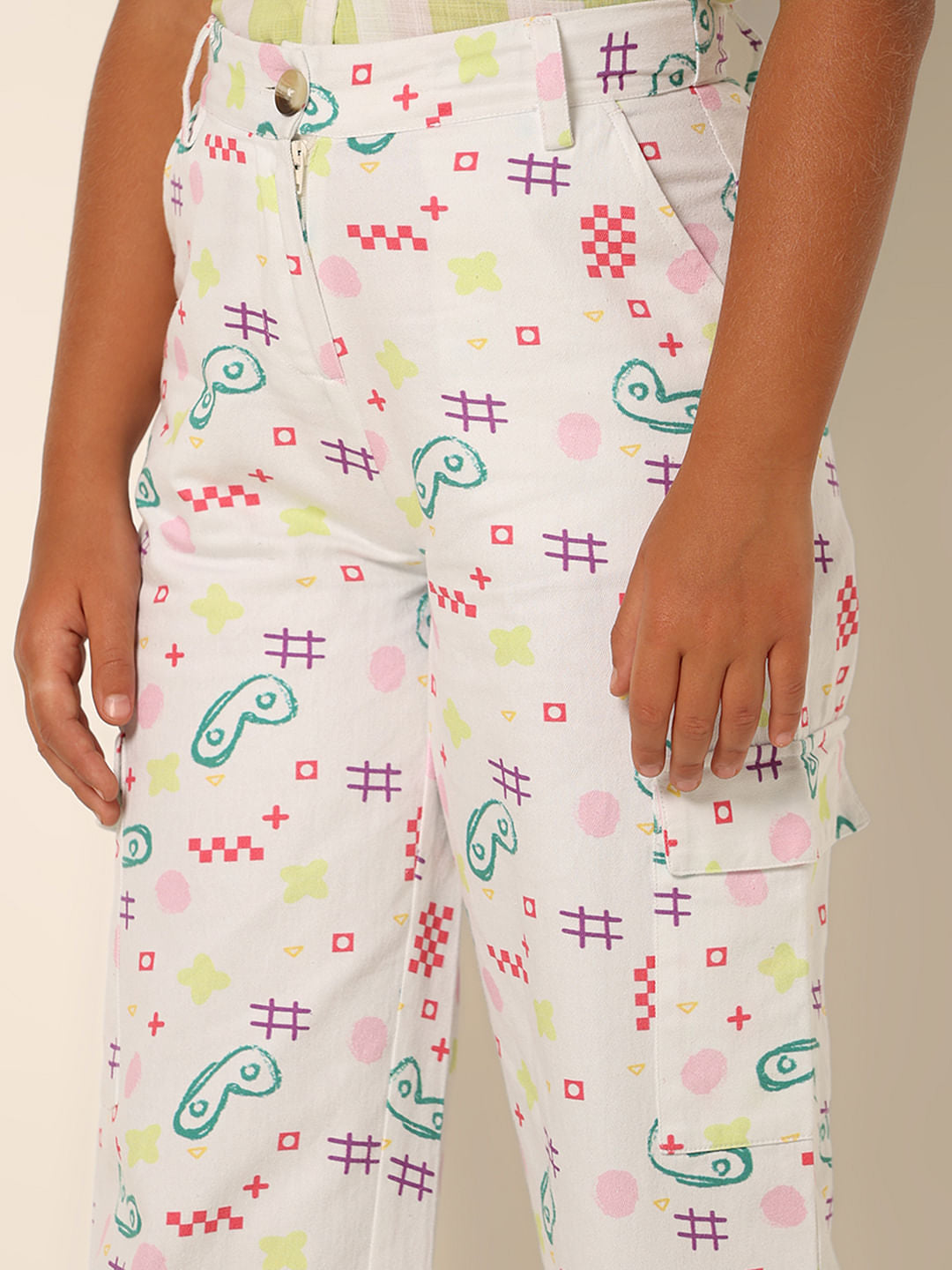 Girl White Mid Rise Printed Wide Leg Pants