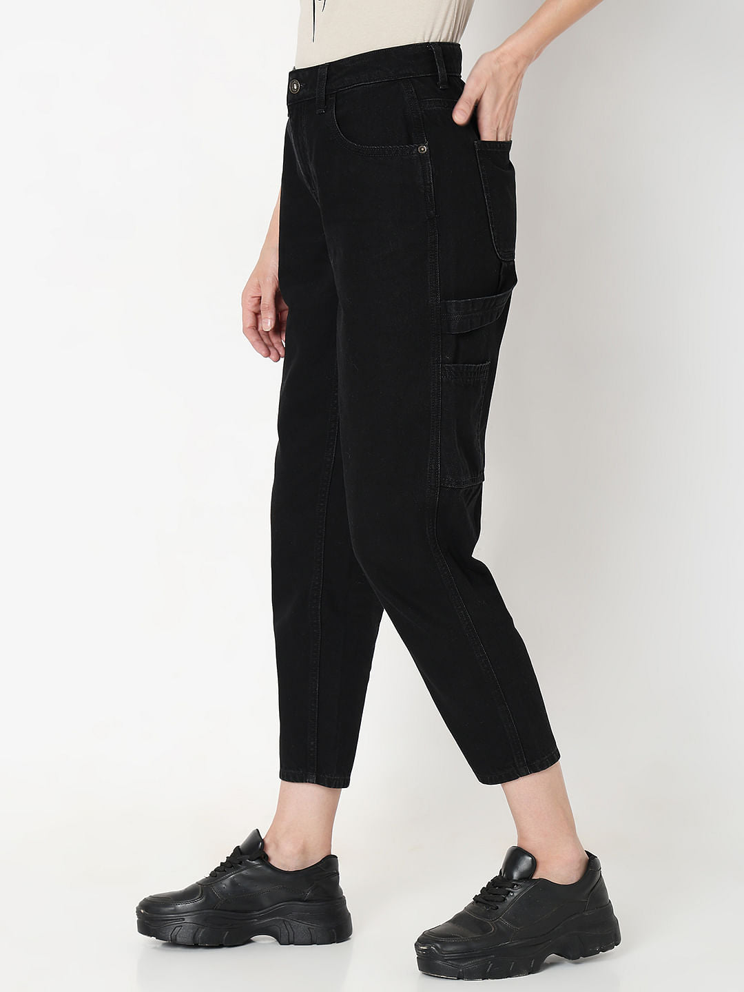 Black Mid Rise Straight Fit Jeans