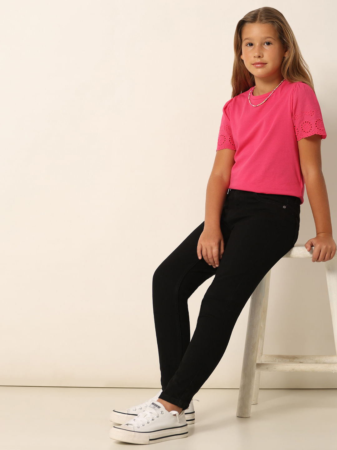 Black Mid Rise Wendy Skinny Fit Jeans