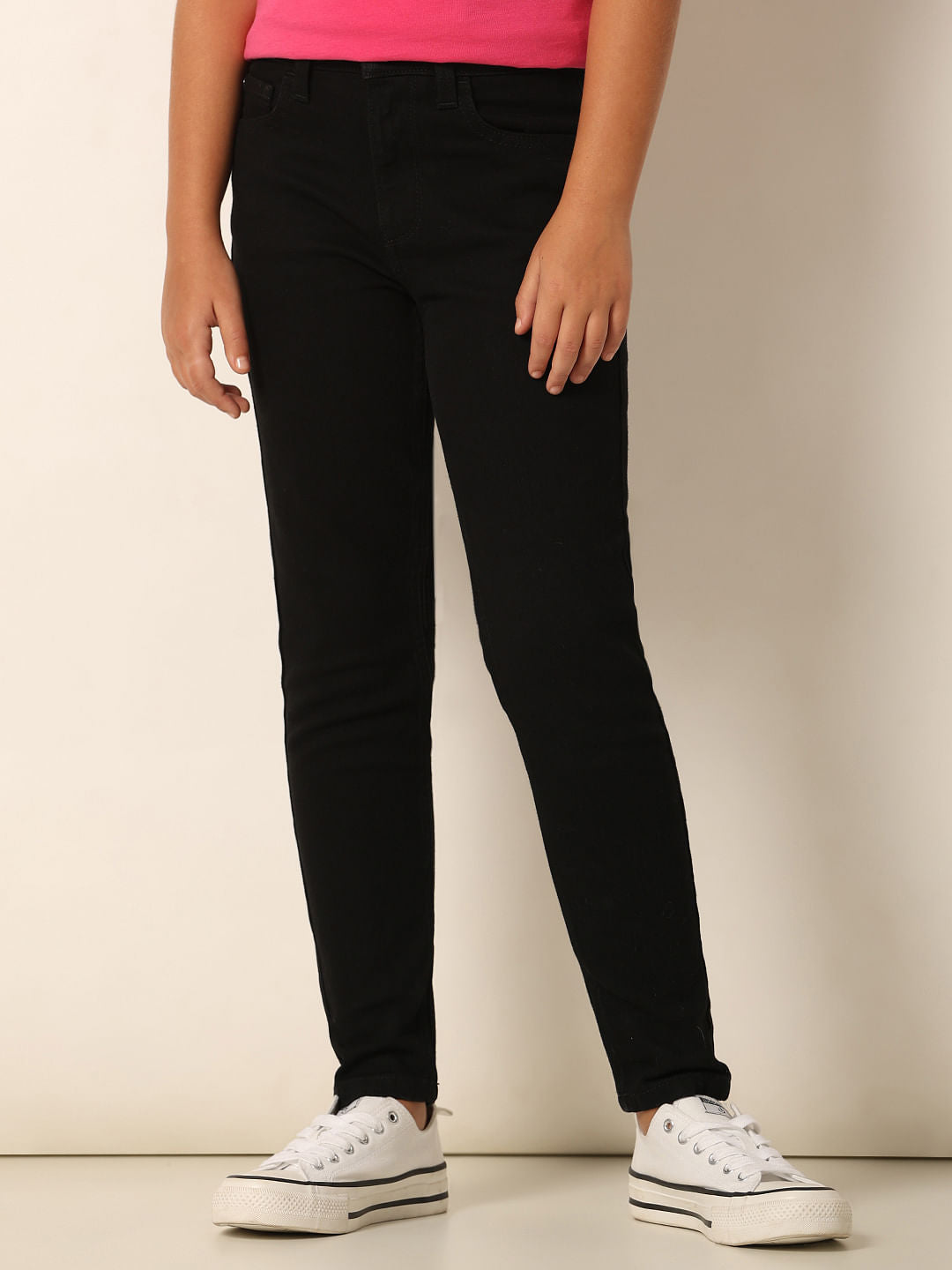 Black Mid Rise Wendy Skinny Fit Jeans