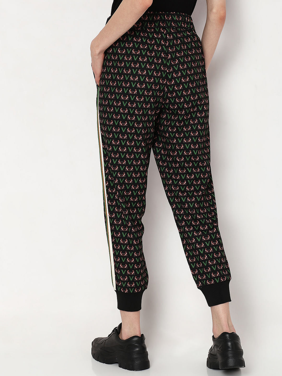 Black Mid Rise Printed Co-Ord Set Joggers