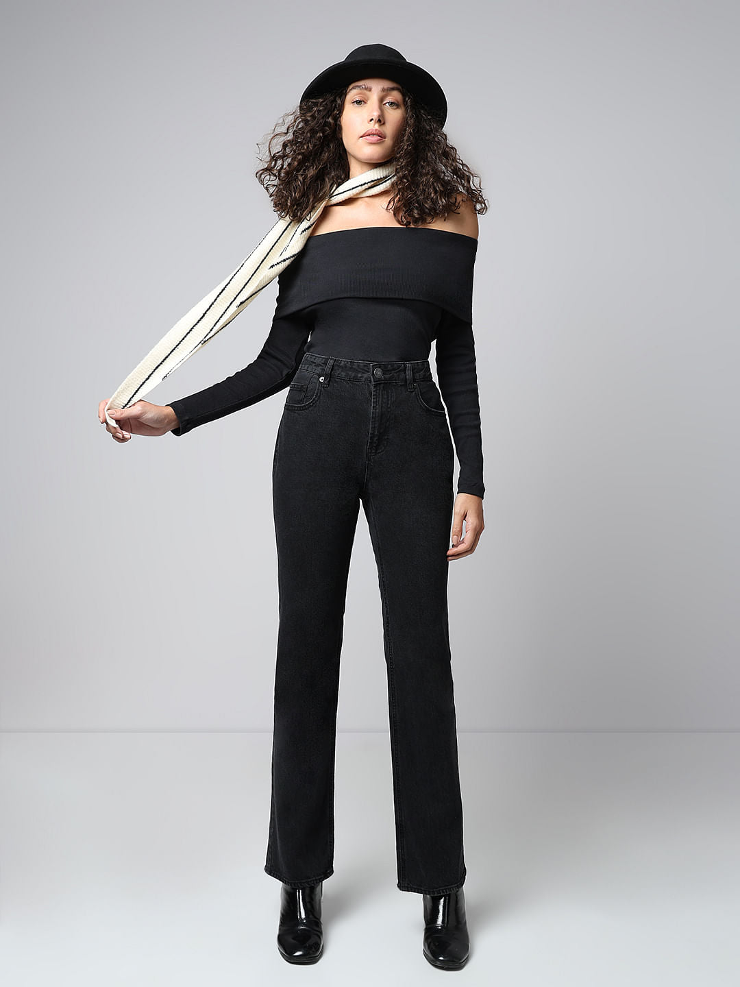 Black High Rise Straight Fit Jeans