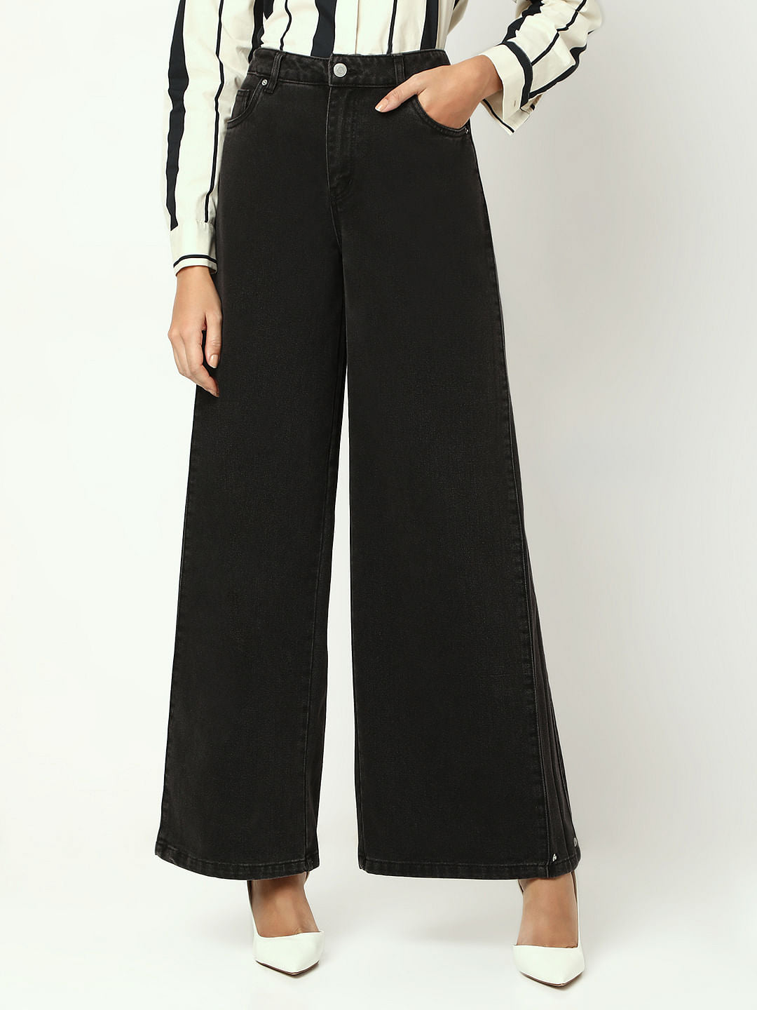 Black Mid Rise Loose Fit Jeans