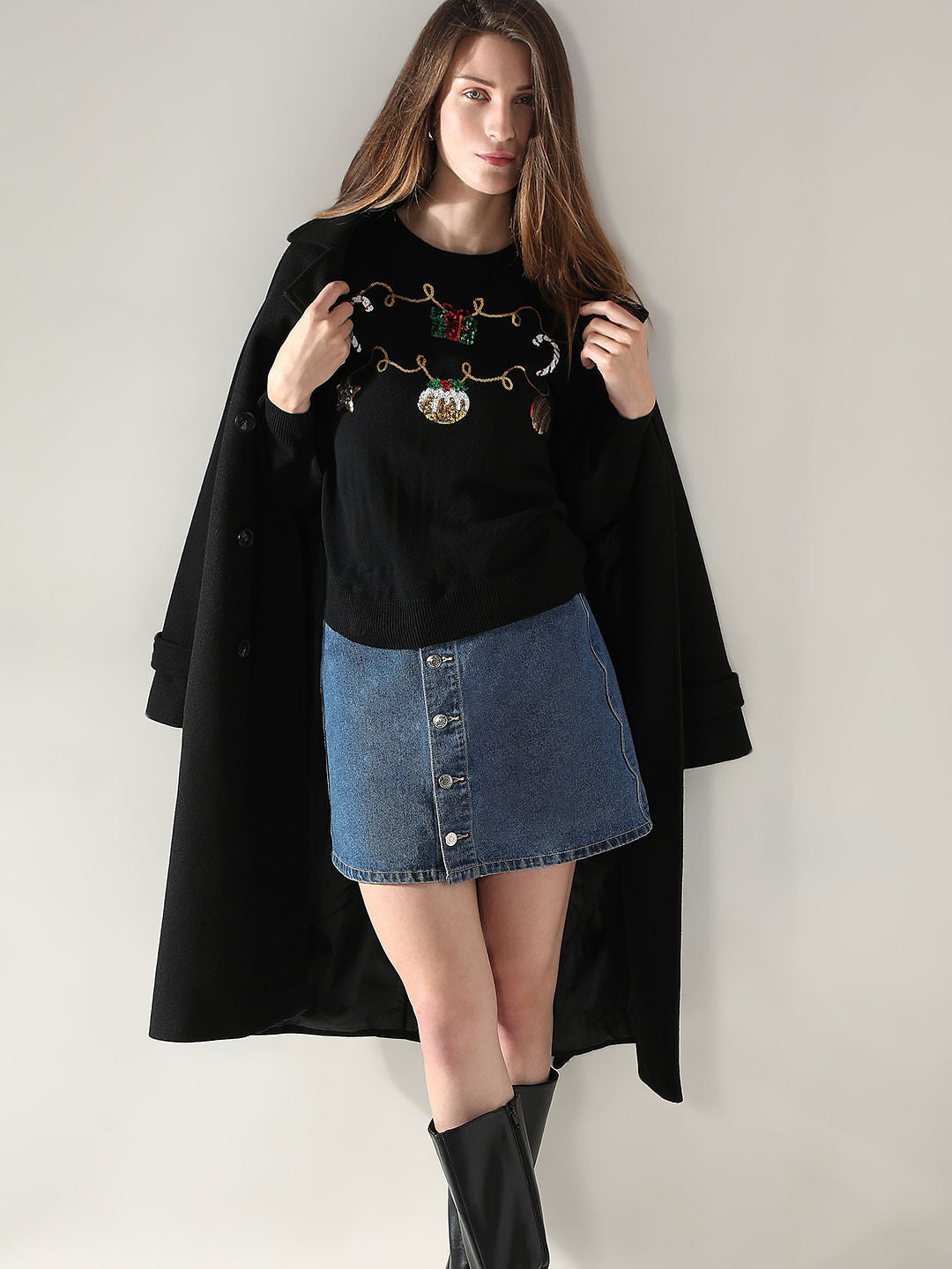 Black Christmas Print Pullover