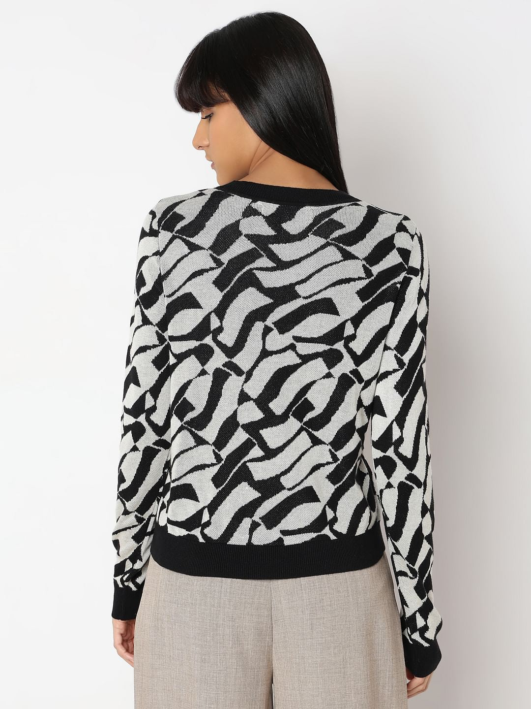 Black Abstract Print Pullover
