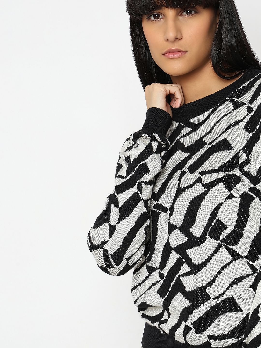 Black Abstract Print Pullover