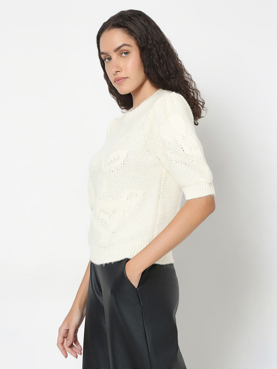 Cream O-Neck Puff Sleeves Pullover