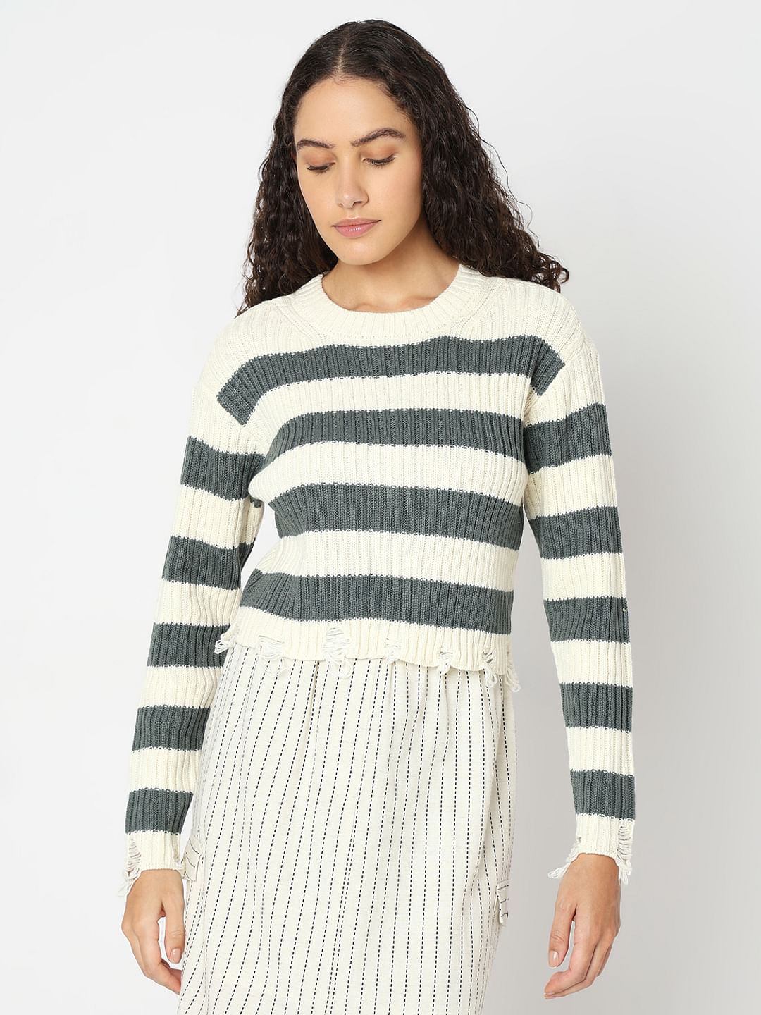 Beige Colourblocked Cropped Pullover